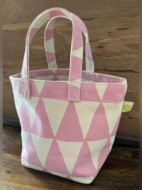 See Design by Donna Gorman Inc Mini Square Tote Pink Triangle